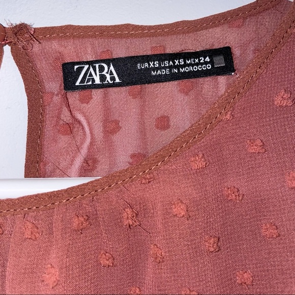 SALE‼️Zara Swiss dot blouse - Picture 5 of 6
